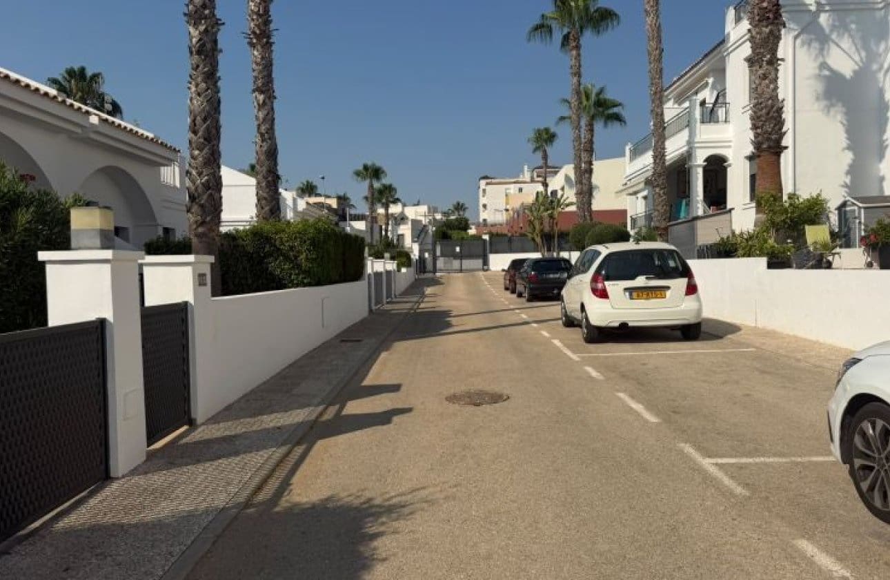 2 camera da letto Villa in vendita in Orihuela Costa con piscina - 236.995 € (Rif: 9994475)