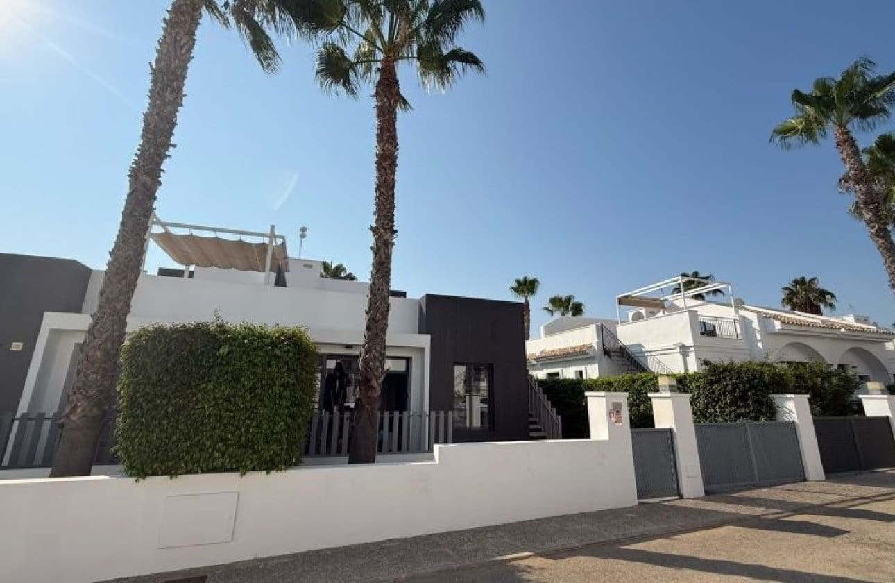 2 camera da letto Villa in vendita in Orihuela Costa con piscina - 236.995 € (Rif: 9994475)