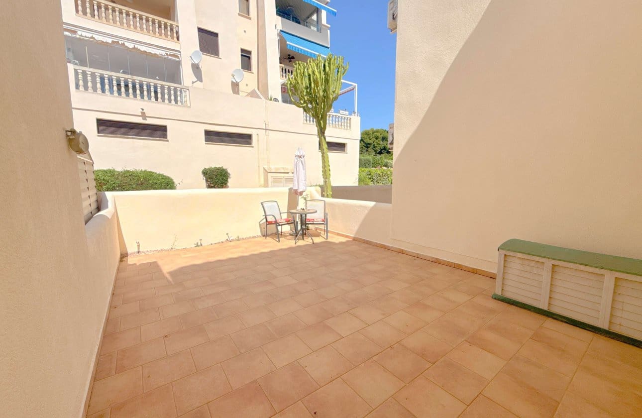 2 soverom Hus til salgs i Las Ramblas Golf med svømmebasseng - € 224 000 (Ref: 9994476)