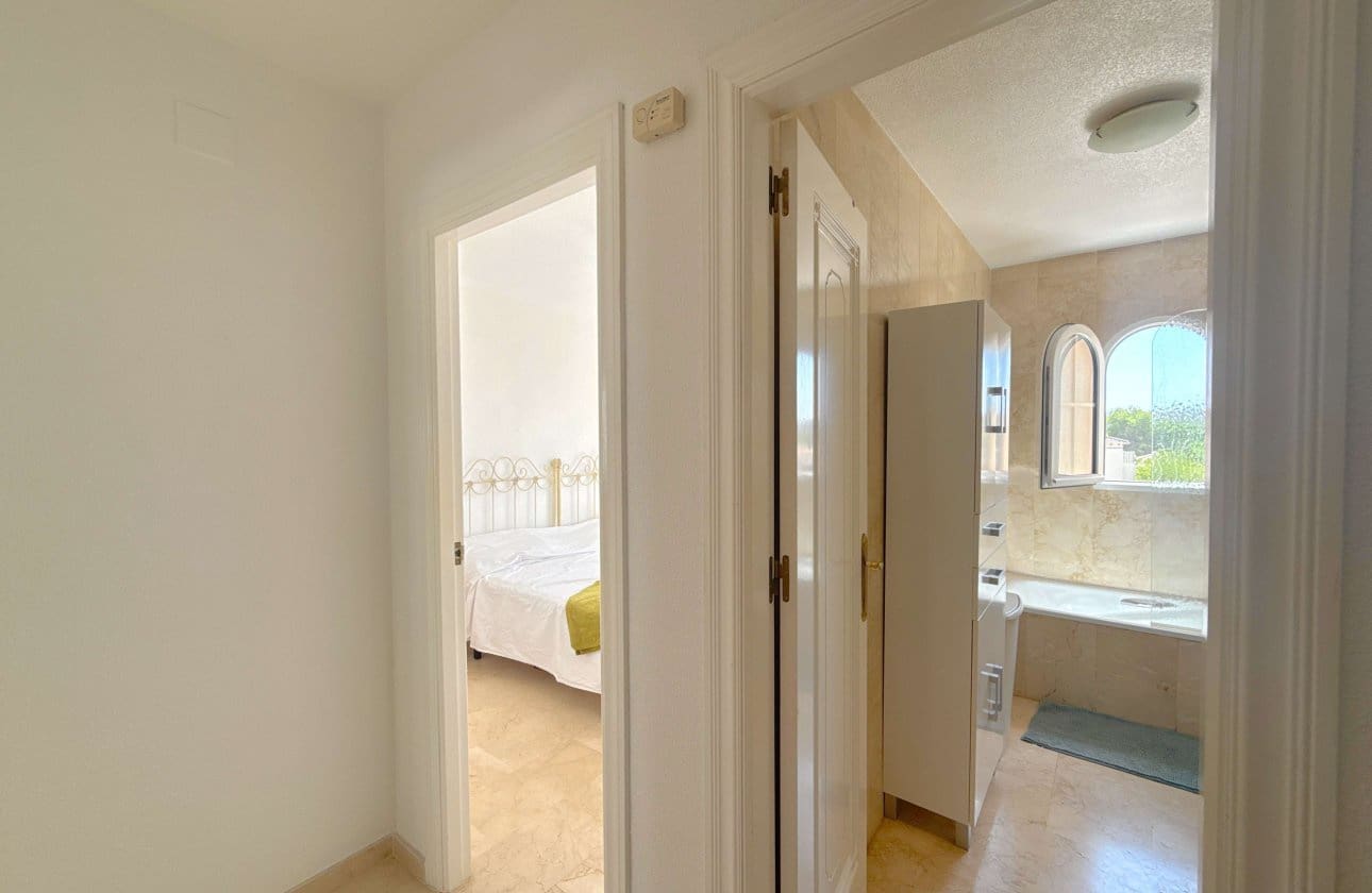 2 soverom Hus til salgs i Las Ramblas Golf med svømmebasseng - € 224 000 (Ref: 9994476)