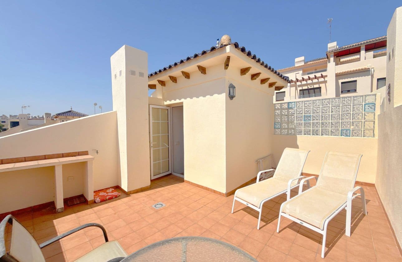 2 soverom Hus til salgs i Las Ramblas Golf med svømmebasseng - € 224 000 (Ref: 9994476)