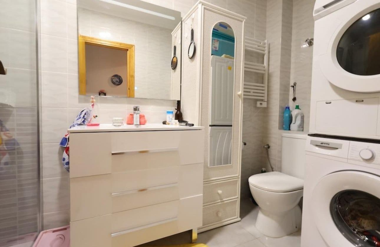 2 Zimmer Bungalow zu verkaufen in Torrevieja - 170.000 € (Ref: 9999825)