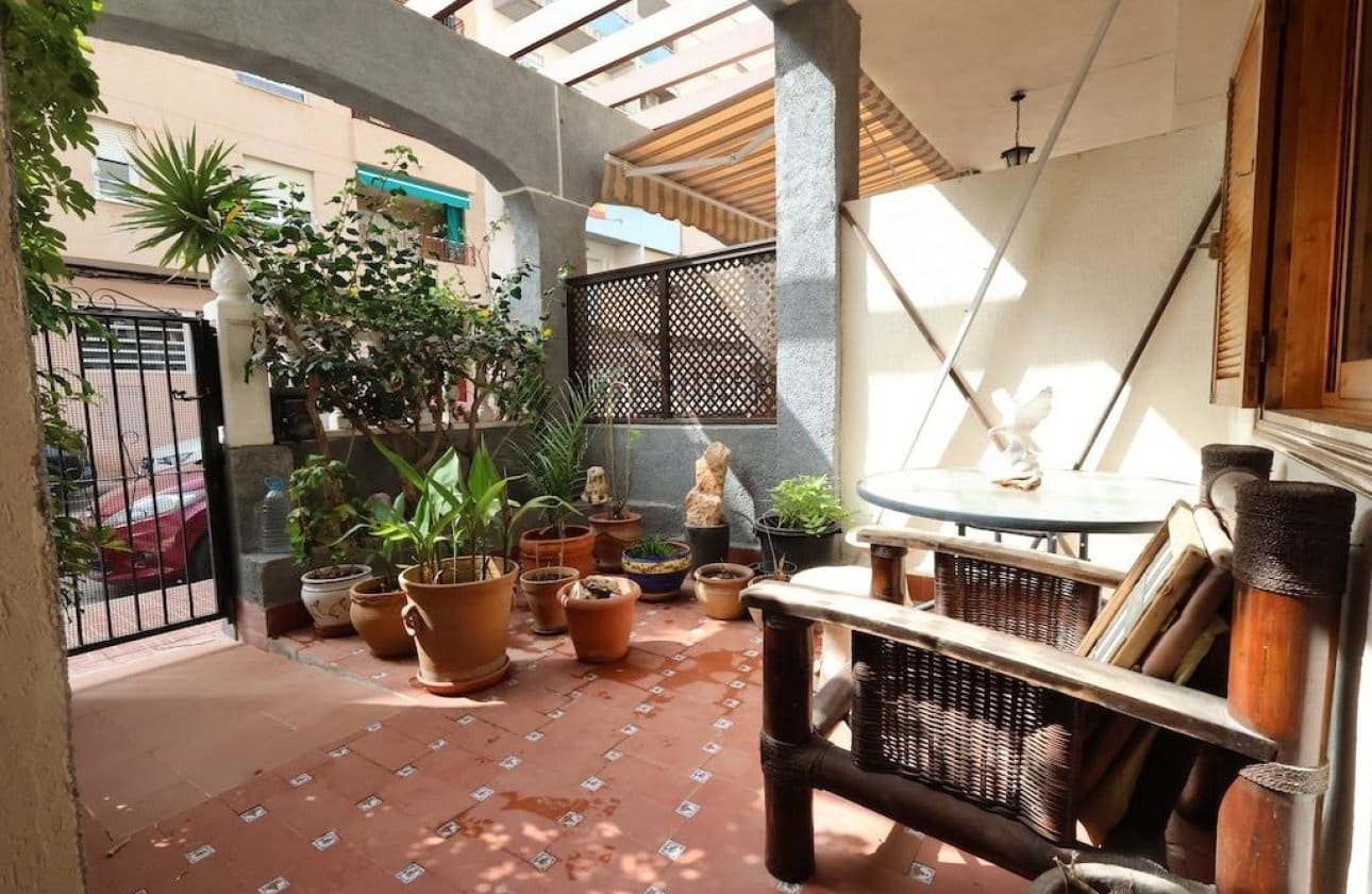 2 Zimmer Bungalow zu verkaufen in Torrevieja - 170.000 € (Ref: 9999825)