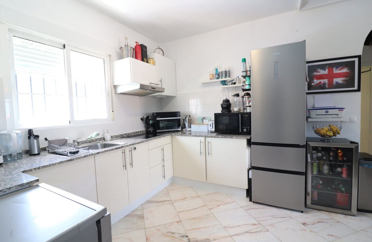 2 chambre Villa/Maison à vendre à Villamartin - 259 950 € (Ref: 9999827)