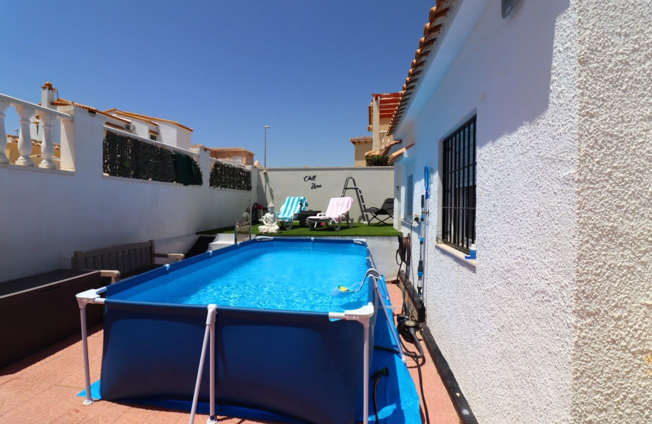 2 chambre Villa/Maison à vendre à Villamartin - 259 950 € (Ref: 9999827)