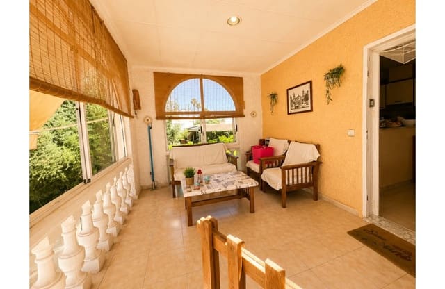 5 soveværelse Villa til salg i La Siesta, Torrevieja med swimmingpool garage - € 399.000 (Ref: 9999829)
