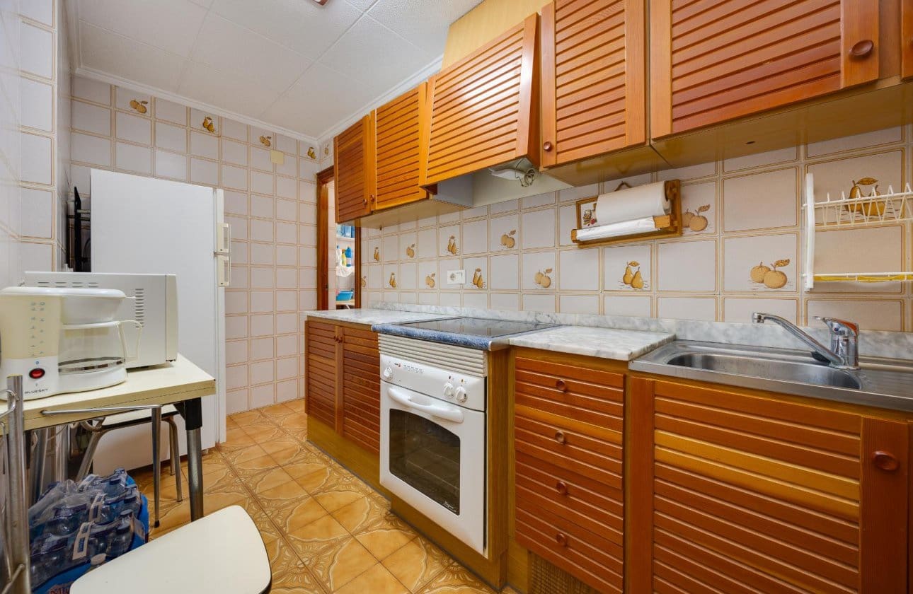 3 soverom Leilighet til salgs i Torrevieja med svømmebasseng - € 256 000 (Ref: 9999833)