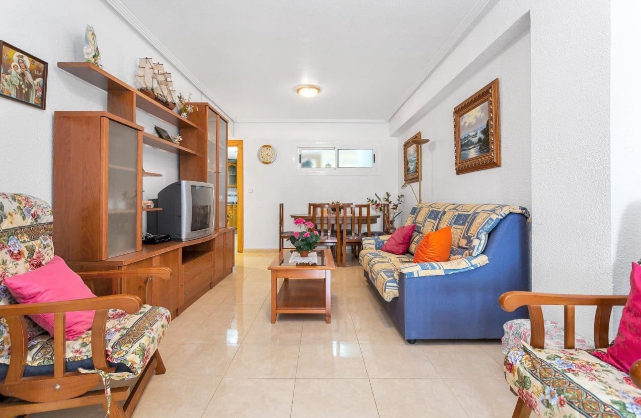 3 Zimmer Strandapartment zu verkaufen in Torrevieja - 169.900 € (Ref: 9999834)