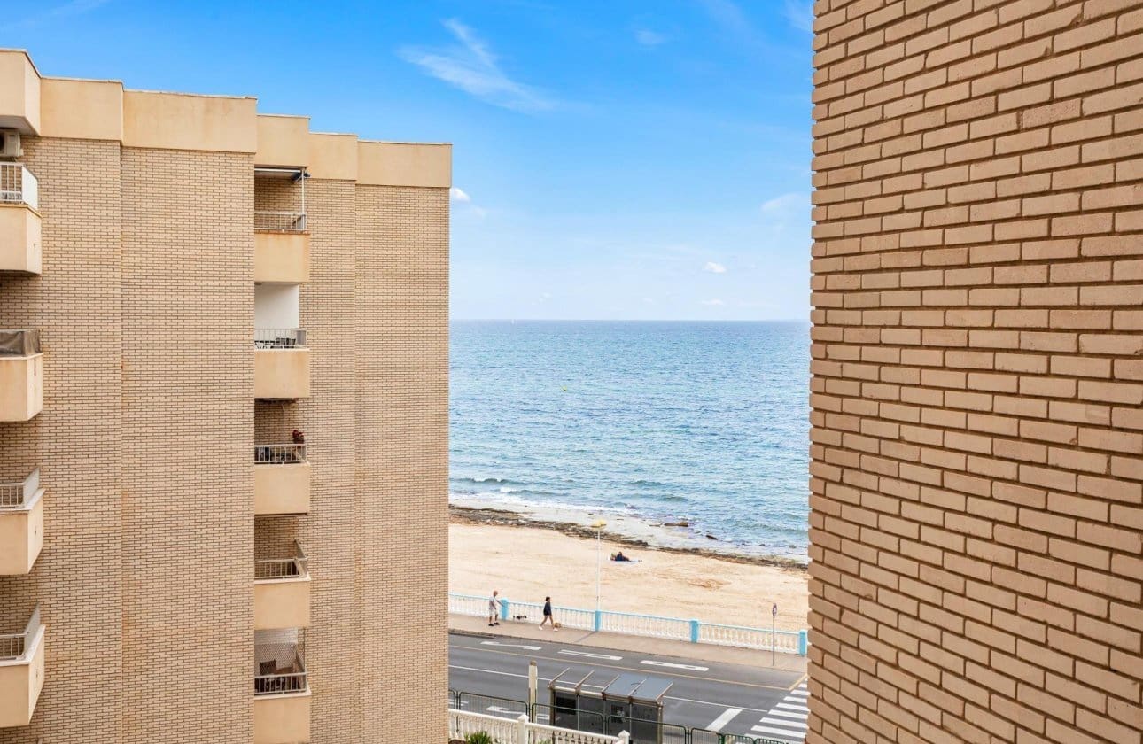 3 Zimmer Strandapartment zu verkaufen in Torrevieja - 169.900 € (Ref: 9999834)