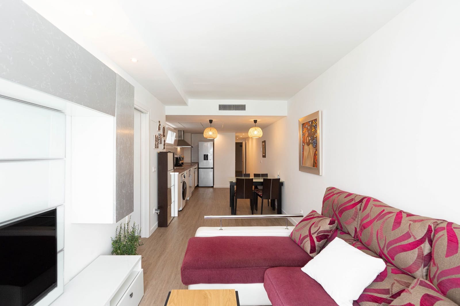 2 bedroom Apartment for sale in Fuengirola with pool garage - € 330,000 (Ref: 10012692)