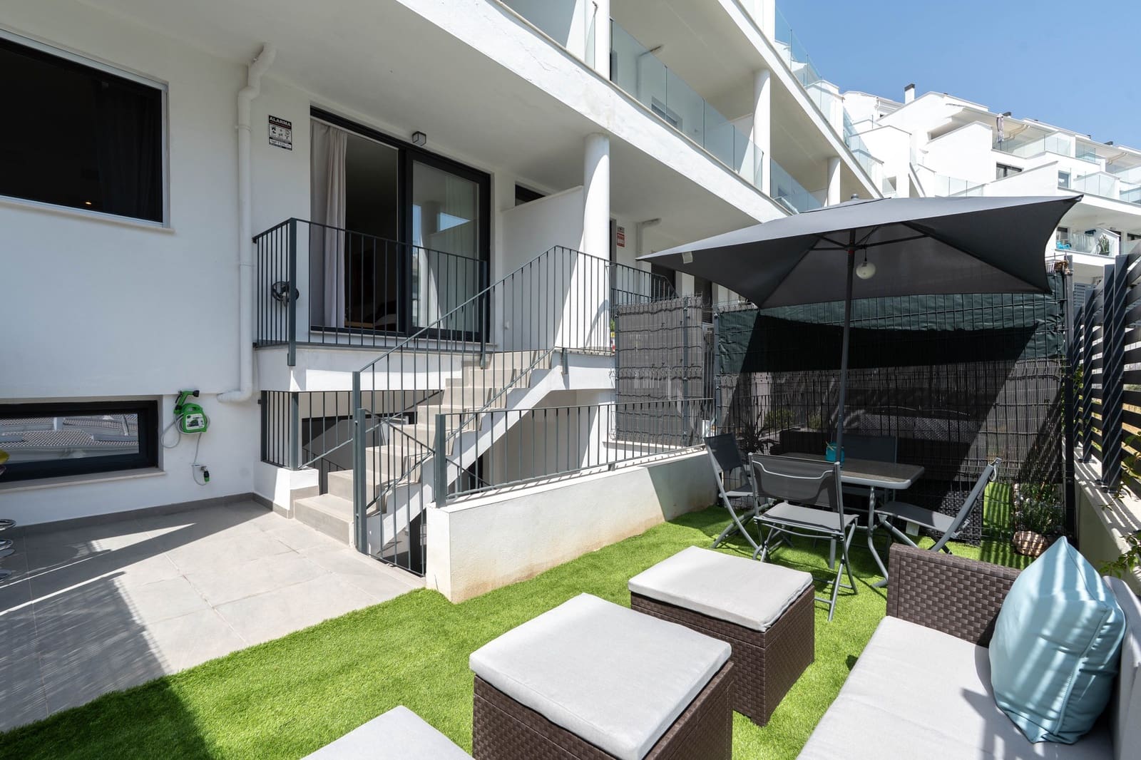 2 bedroom Apartment for sale in Fuengirola with pool garage - € 330,000 (Ref: 10012692)