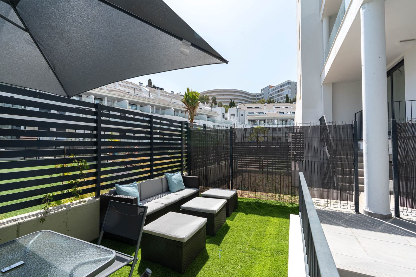 2 bedroom Apartment for sale in Fuengirola with pool garage - € 330,000 (Ref: 10012692)