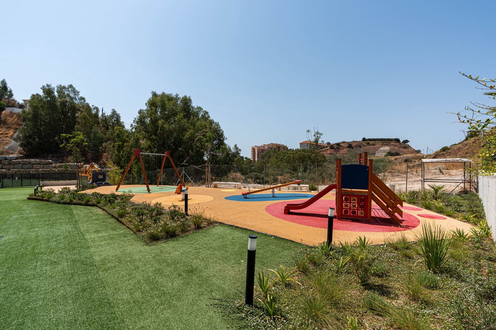 2 bedroom Apartment for sale in Fuengirola with pool garage - € 330,000 (Ref: 10012692)