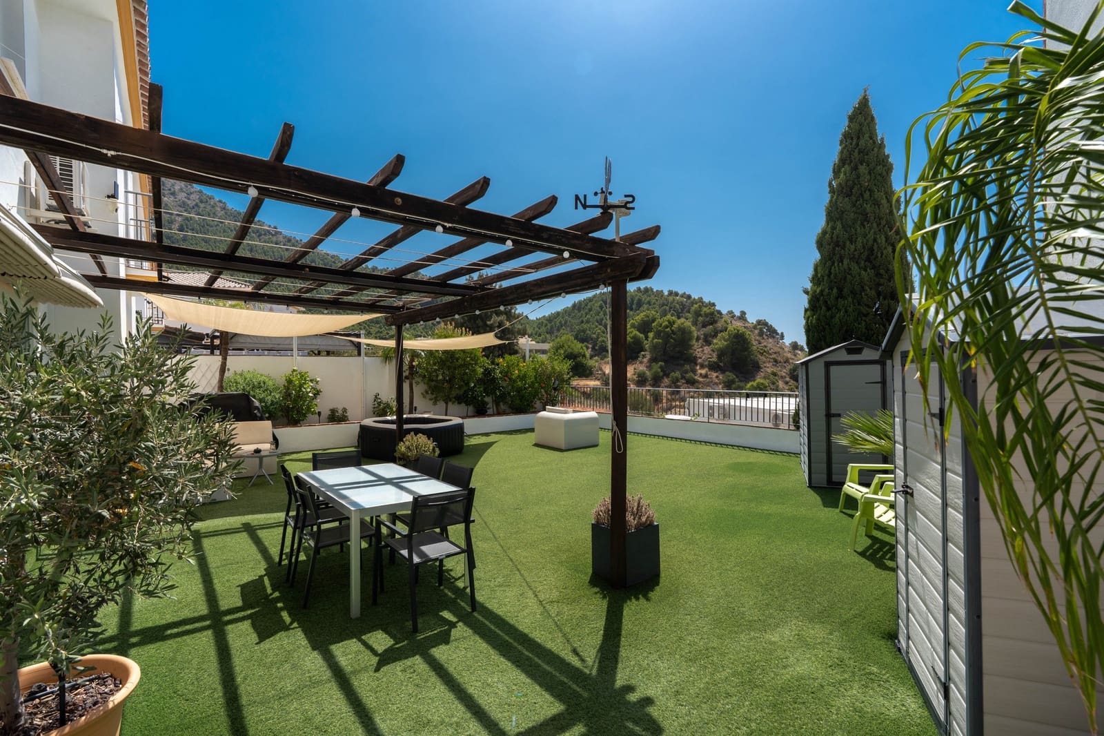 3 soveværelse Byhus til salg i Mijas med garage - € 690.000 (Ref: 10014172)