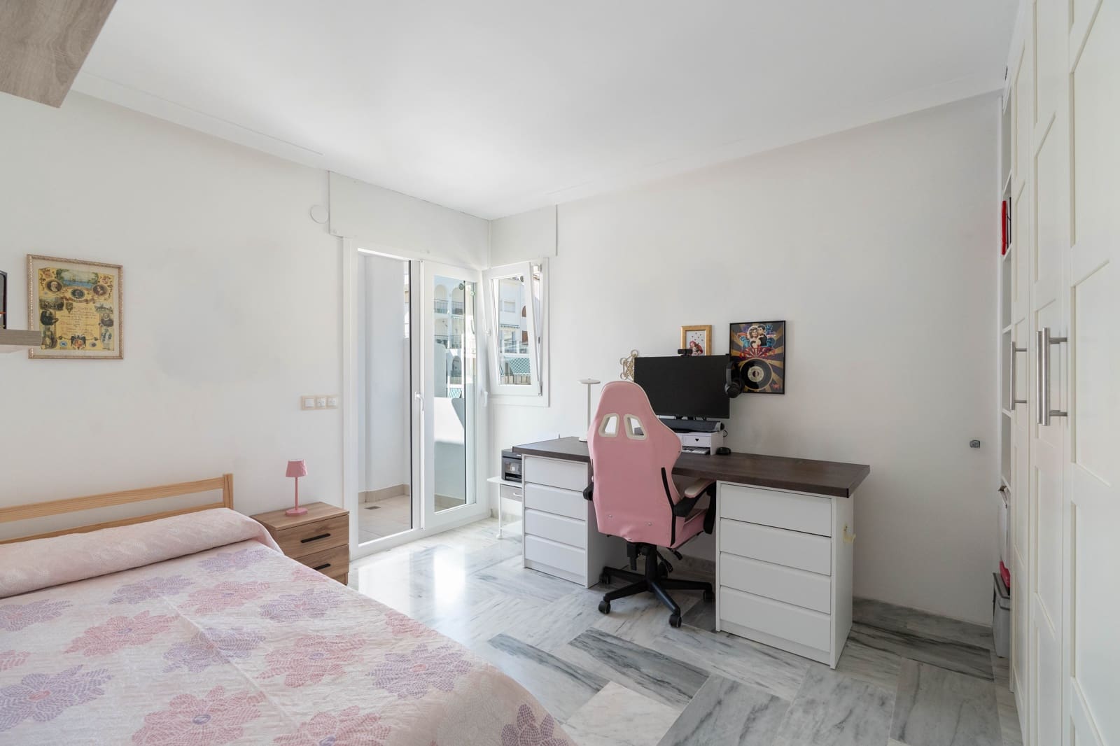 2 makuuhuone Huoneisto myytävänä paikassa Fuengirola mukana uima-altaan - 399 000 € (Ref: 10052157)