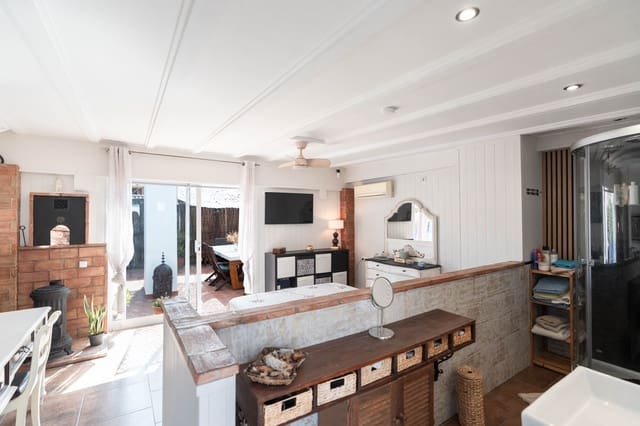 3 slaapkamer Appartement te koop in Torreblanca, Fuengirola met zwembad - € 470.000 (Ref: 10054340)