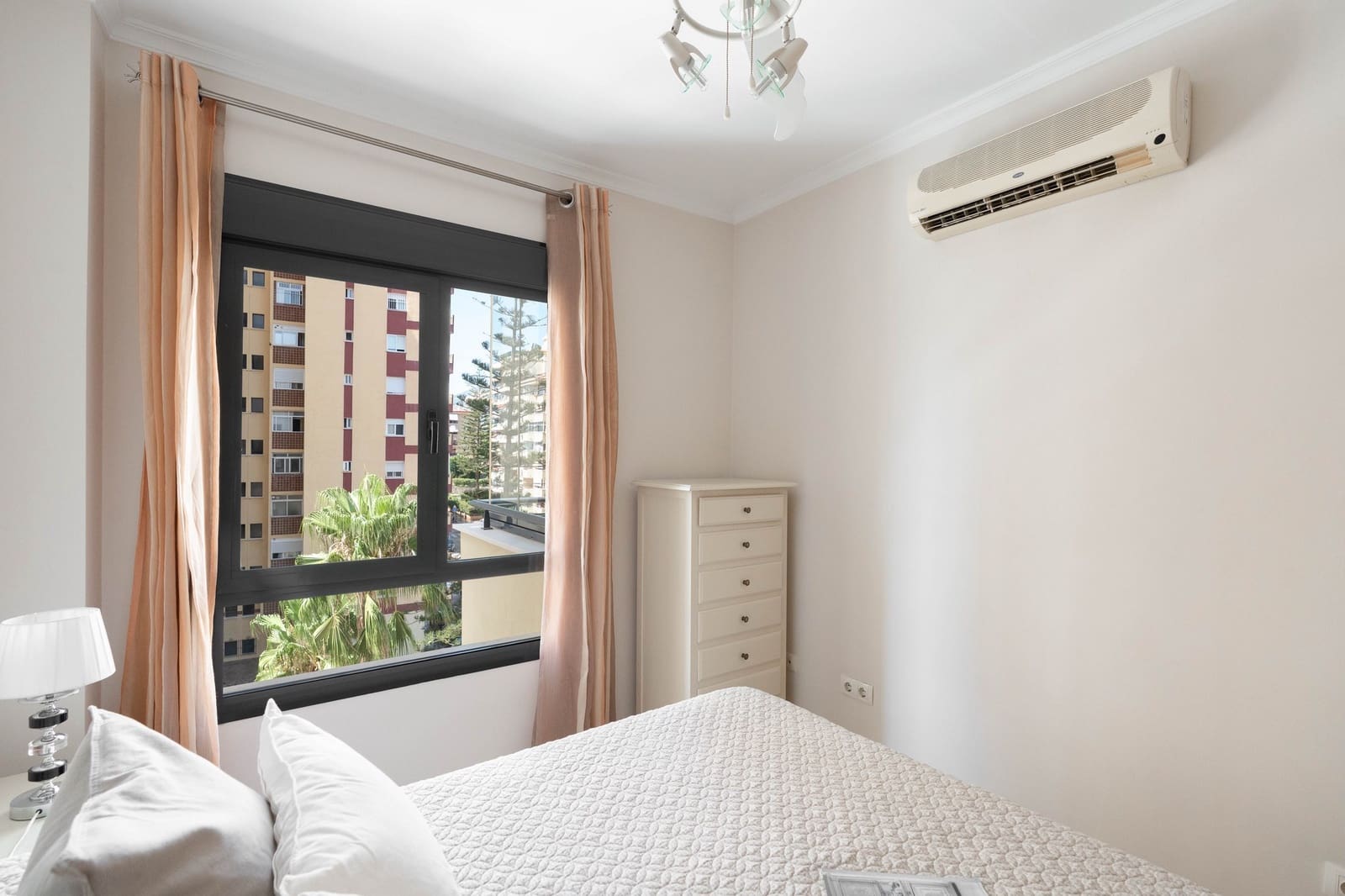 1 bedroom Apartment for sale in Fuengirola with pool - € 286,000 (Ref: 10154050)