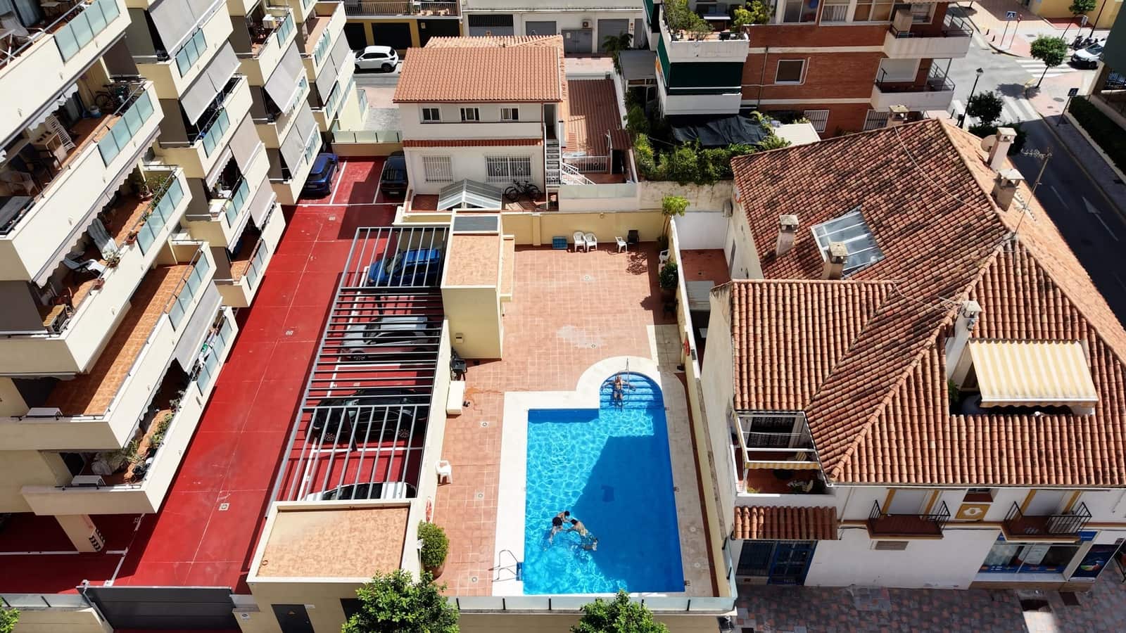 1 bedroom Apartment for sale in Fuengirola with pool - € 286,000 (Ref: 10154050)