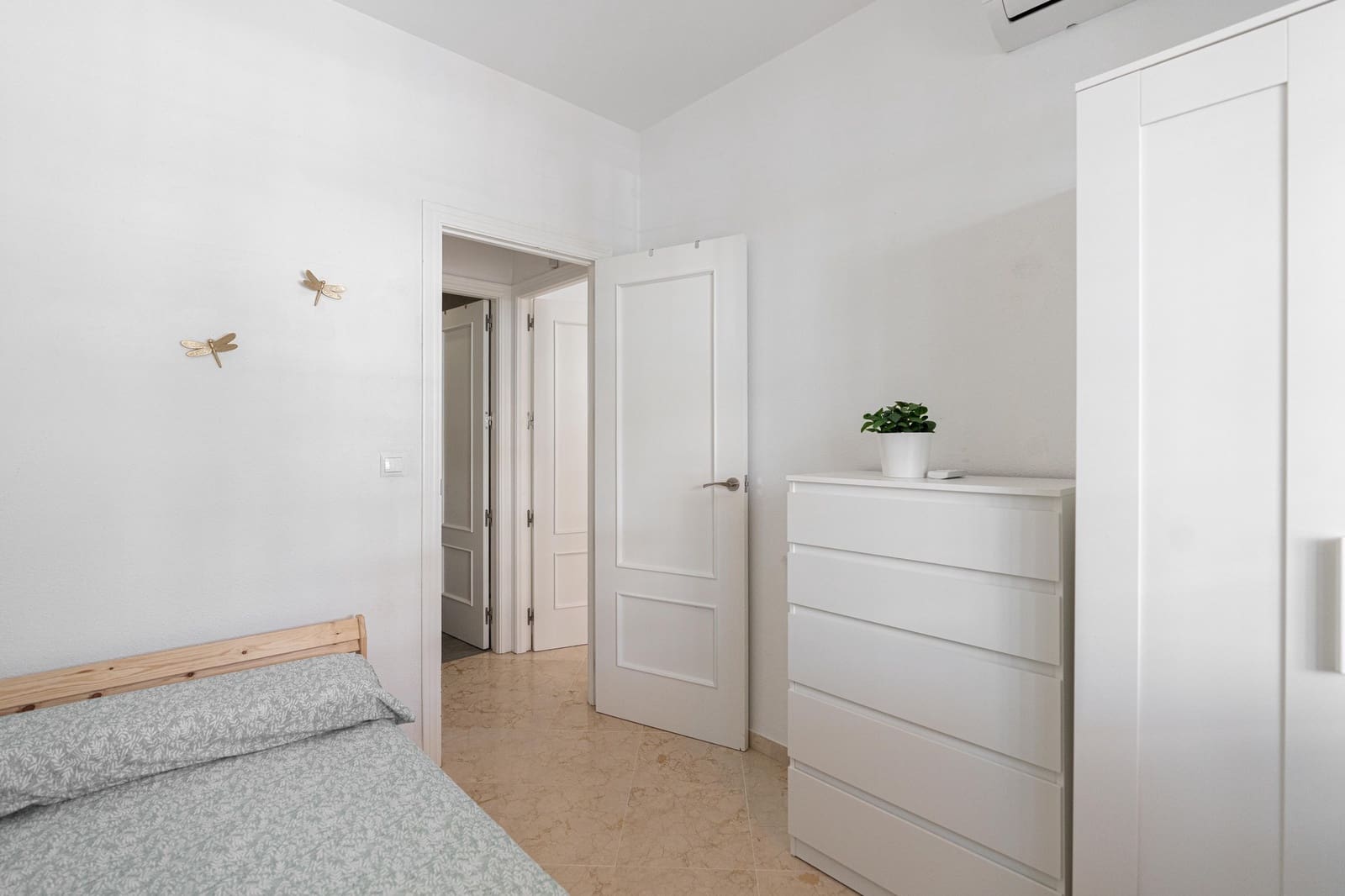2 bedroom Apartment for sale in Mijas Costa with pool - € 439,000 (Ref: 10154066)
