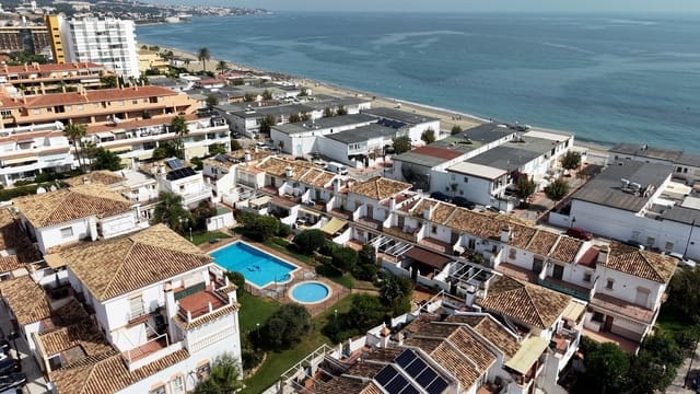 2 bedroom Apartment for sale in La Cala de Mijas, Mijas with pool - € 439,000 (Ref: 10154066)