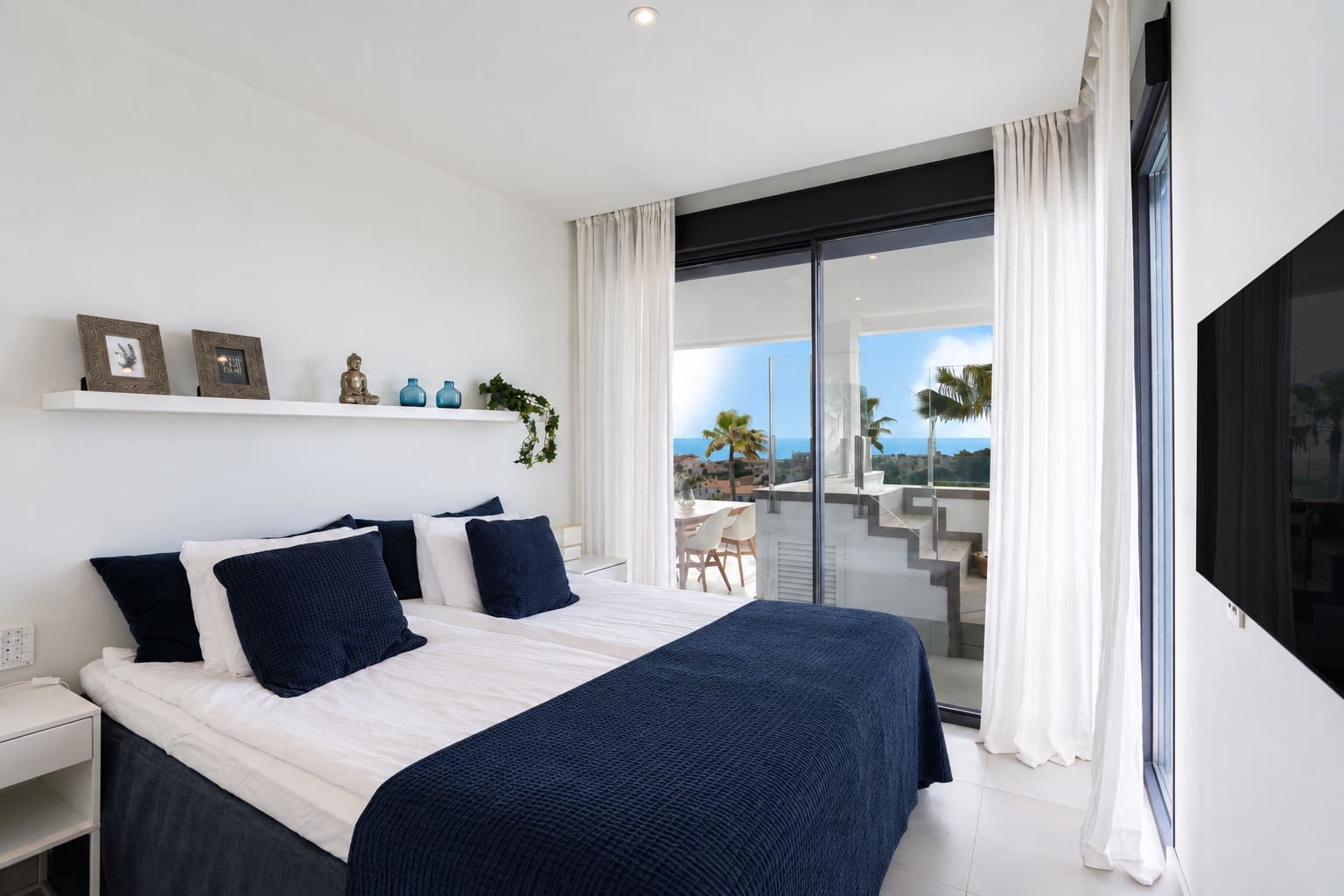2 bedroom Apartment for sale in Mijas with pool garage - € 595,000 (Ref: 10158519)