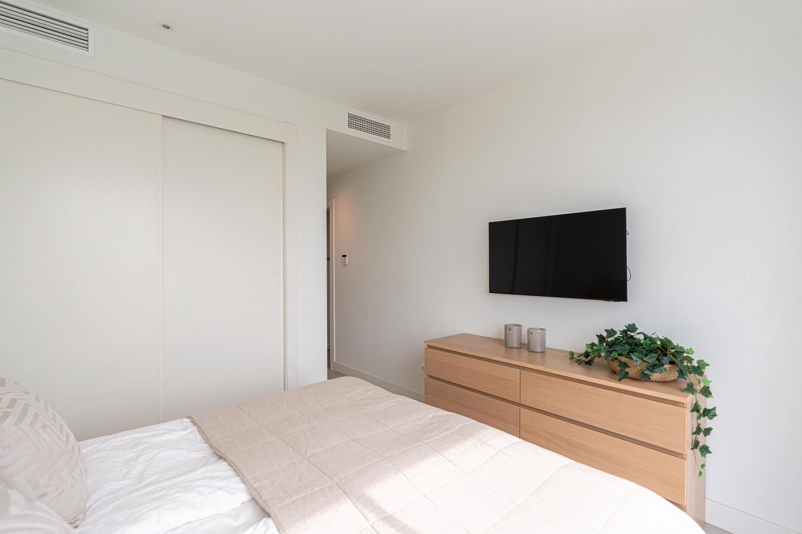 2 bedroom Apartment for sale in Mijas with pool garage - € 595,000 (Ref: 10158519)
