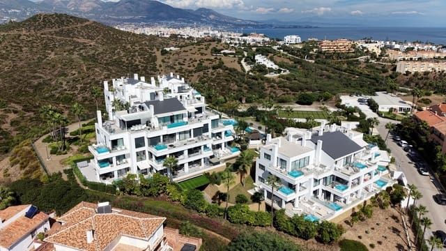 2 camera da letto Appartamento in vendita in El Faro de Calaburra - Chaparral, Mijas con piscina garage - 595.000 € (Rif: 10158519)