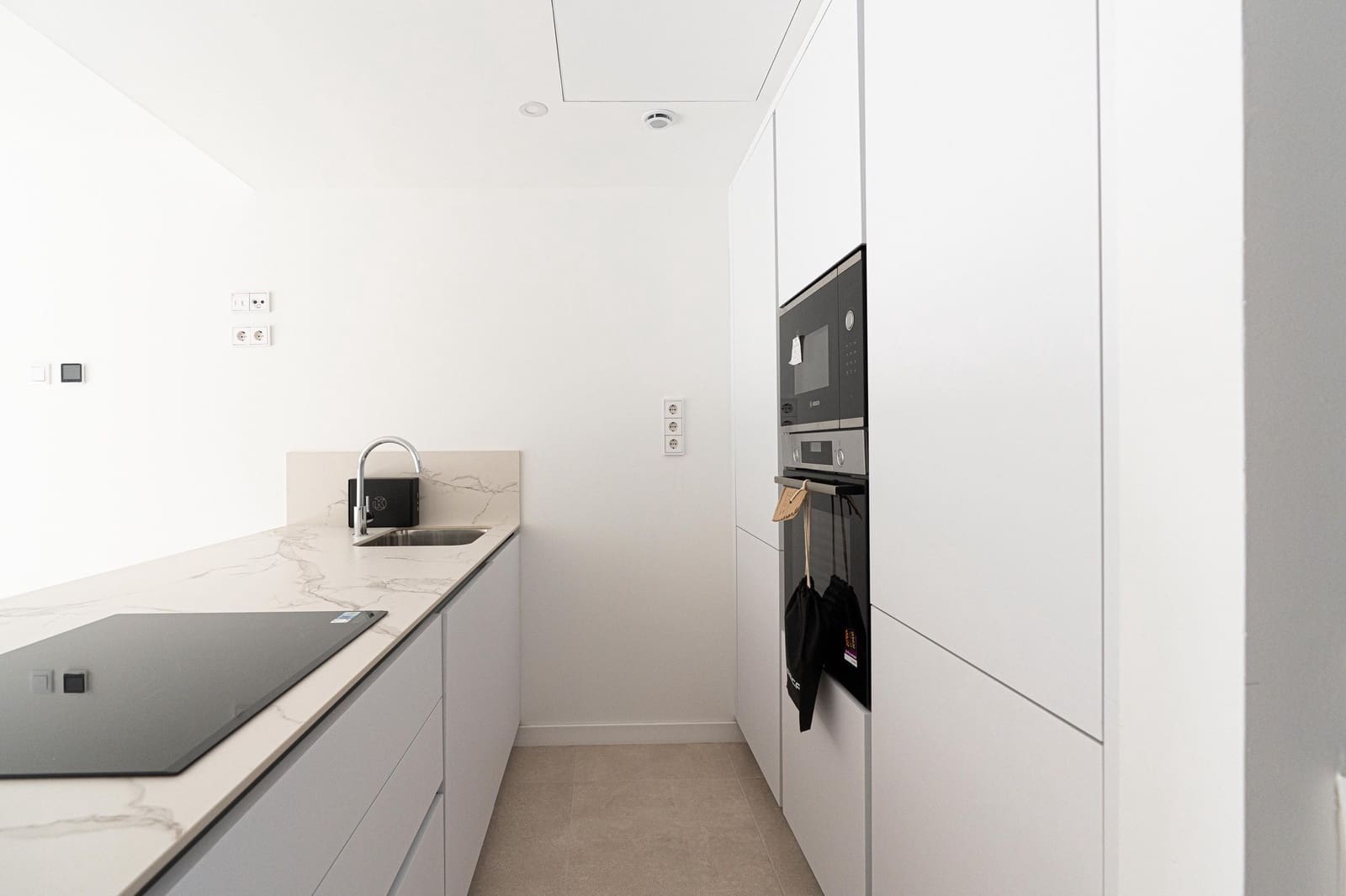 Apartamento de 2 habitaciones en Fuengirola en venta con piscina garaje - 469.000 € (Ref: 10160050)