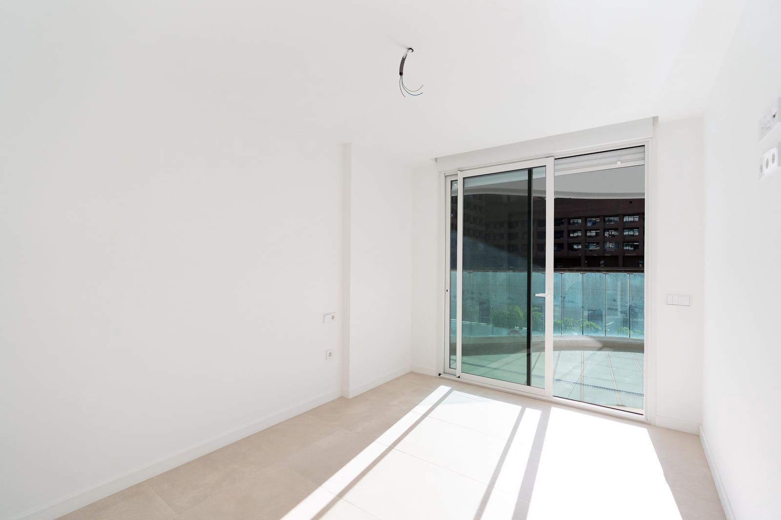Apartamento de 2 habitaciones en Fuengirola en venta con piscina garaje - 469.000 € (Ref: 10160050)
