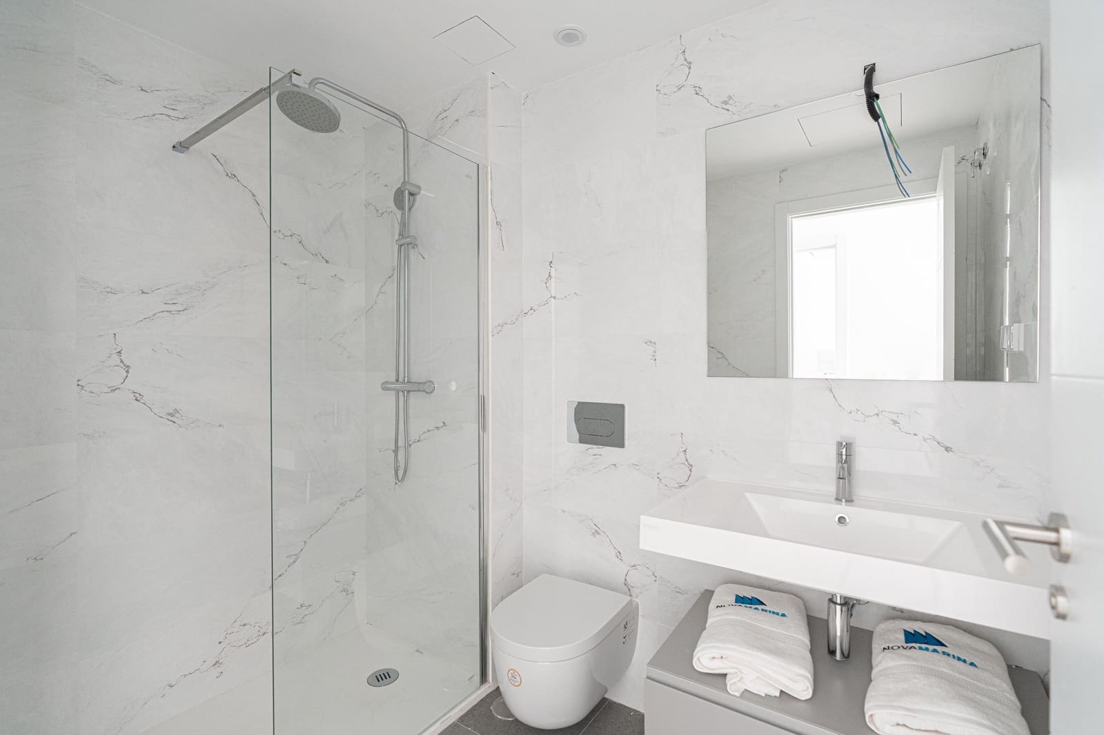 Apartamento de 2 habitaciones en Fuengirola en venta con piscina garaje - 469.000 € (Ref: 10160050)