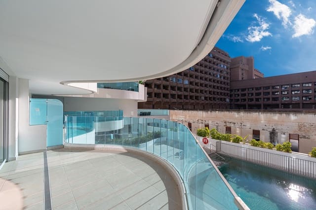 Apartamento de 2 habitaciones en Zona Puerto Deportivo, Fuengirola en venta con piscina garaje - 469.000 € (Ref: 10160050)