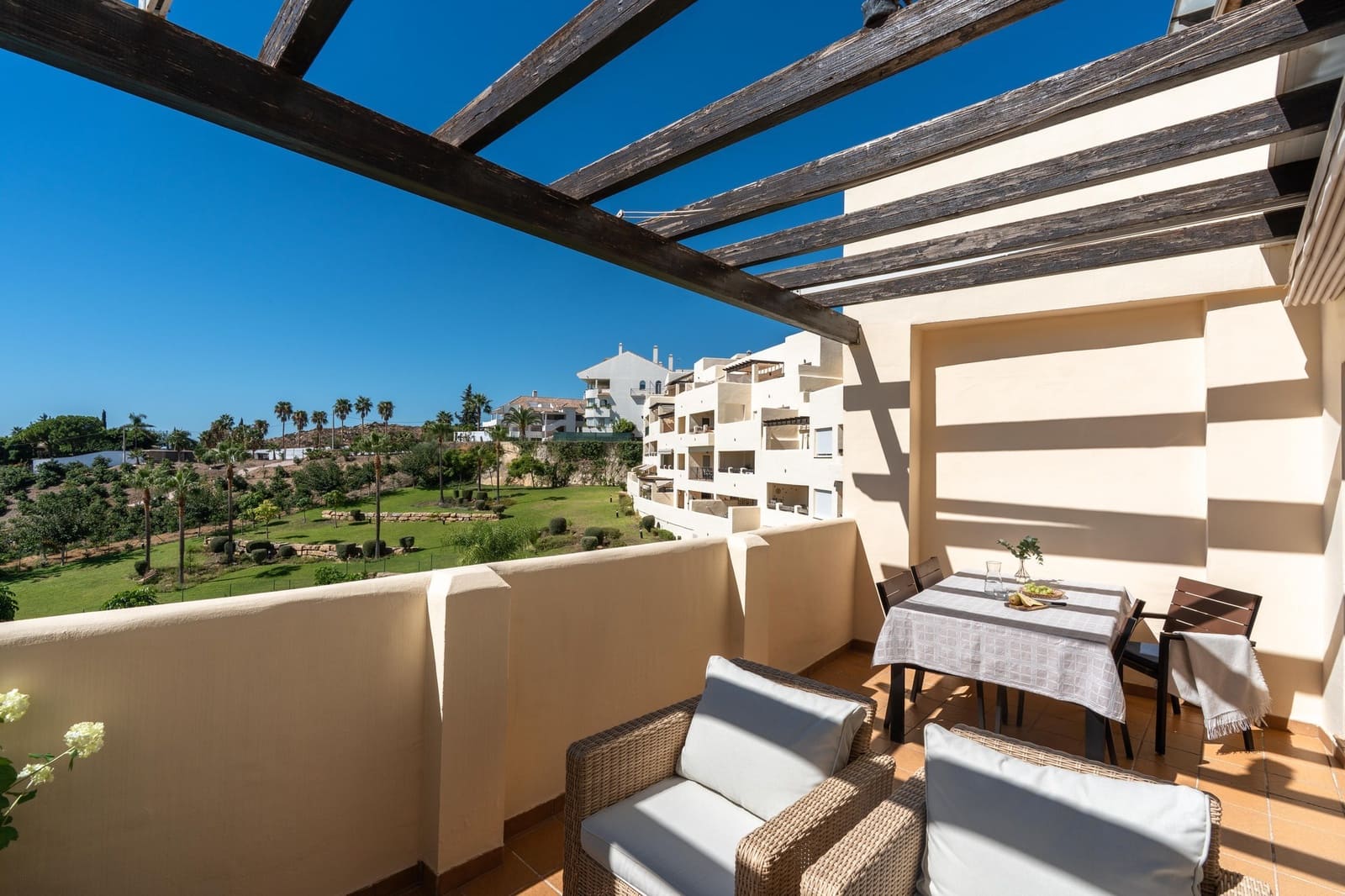 Apartamento de 2 habitaciones en Benalmádena en venta con piscina garaje - 395.000 € (Ref: 10175920)