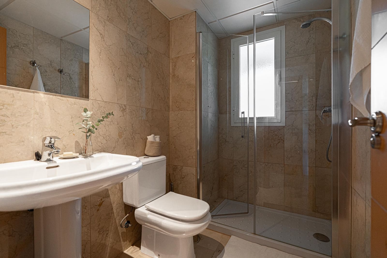 Apartamento de 2 habitaciones en Benalmádena en venta con piscina garaje - 395.000 € (Ref: 10175920)