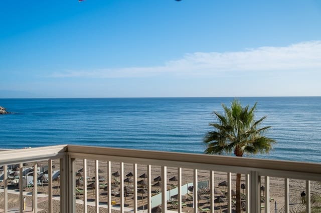 2 soverom Strandleiligheter til salgs i Zona Puerto Deportivo, Fuengirola - € 565 000 (Ref: 8793853)
