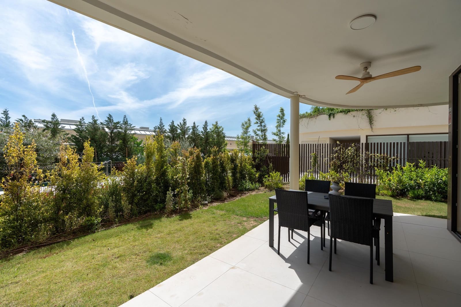 2 slaapkamer Appartement te koop in Fuengirola - € 575.000 (Ref: 8793880)