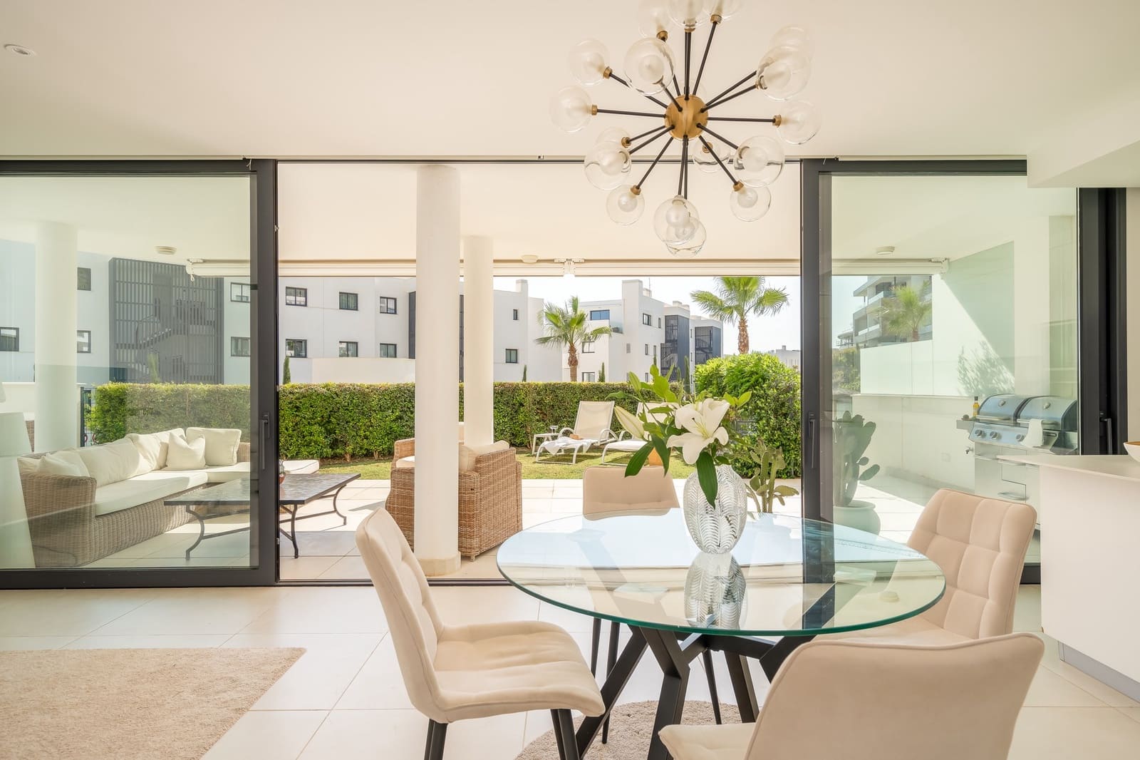 2 soveværelse Lejlighed til salg i Fuengirola med swimmingpool garage - € 599.000 (Ref: 8795472)