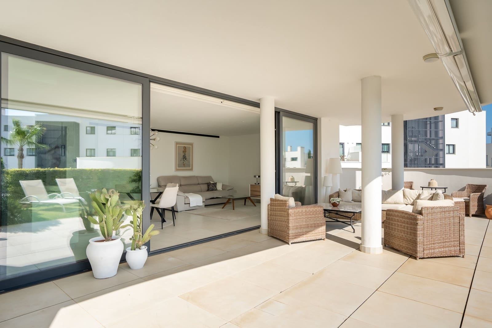 2 soveværelse Lejlighed til salg i Fuengirola med swimmingpool garage - € 599.000 (Ref: 8795472)