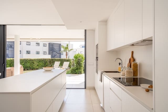 2 bedroom Apartment for sale in El Higuerón, Fuengirola with pool garage - € 599,000 (Ref: 8795472)