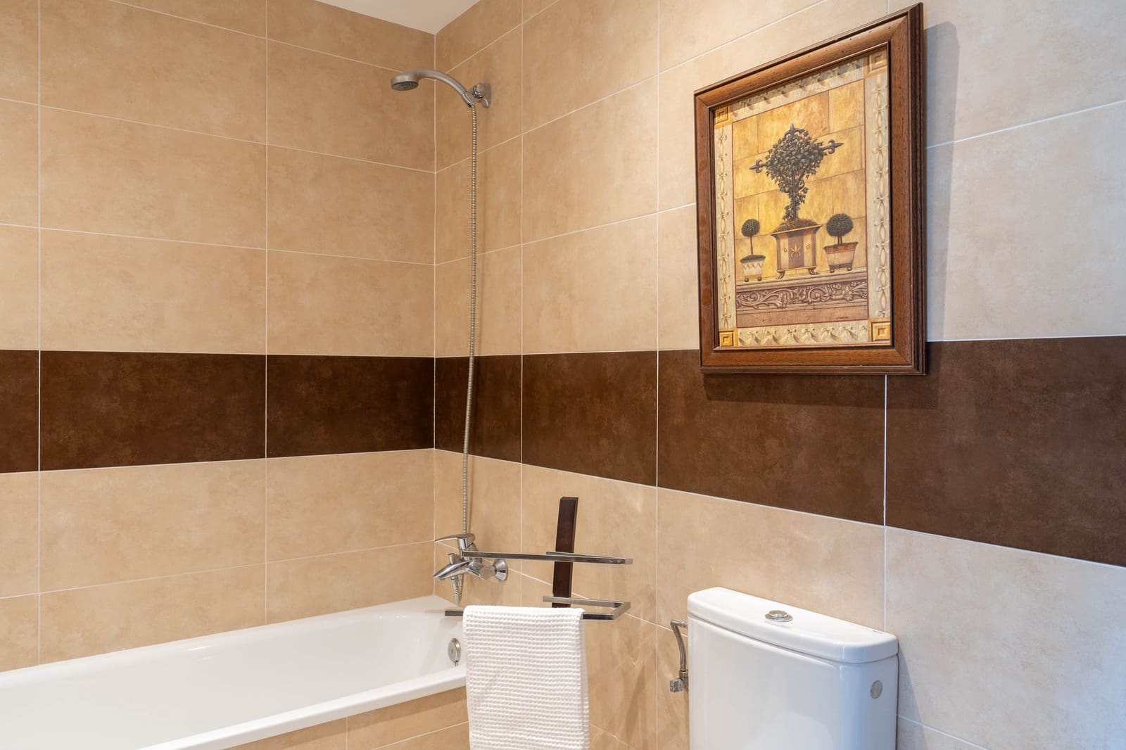 2 soveværelse Lejlighed til salg i La Cala de Mijas med swimmingpool garage - € 399.000 (Ref: 8916797)