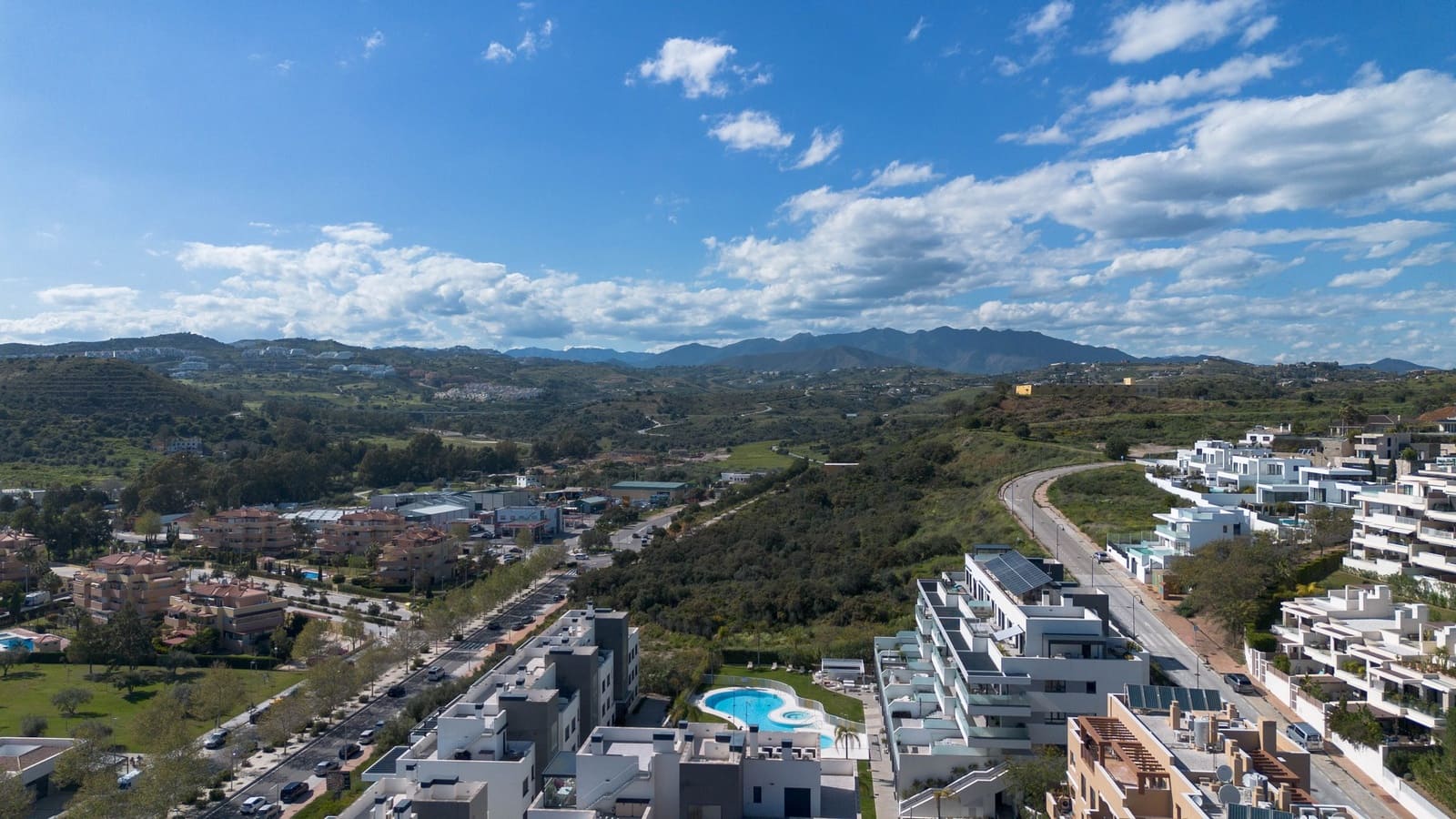 2 soveværelse Lejlighed til salg i La Cala de Mijas med swimmingpool garage - € 399.000 (Ref: 8916797)