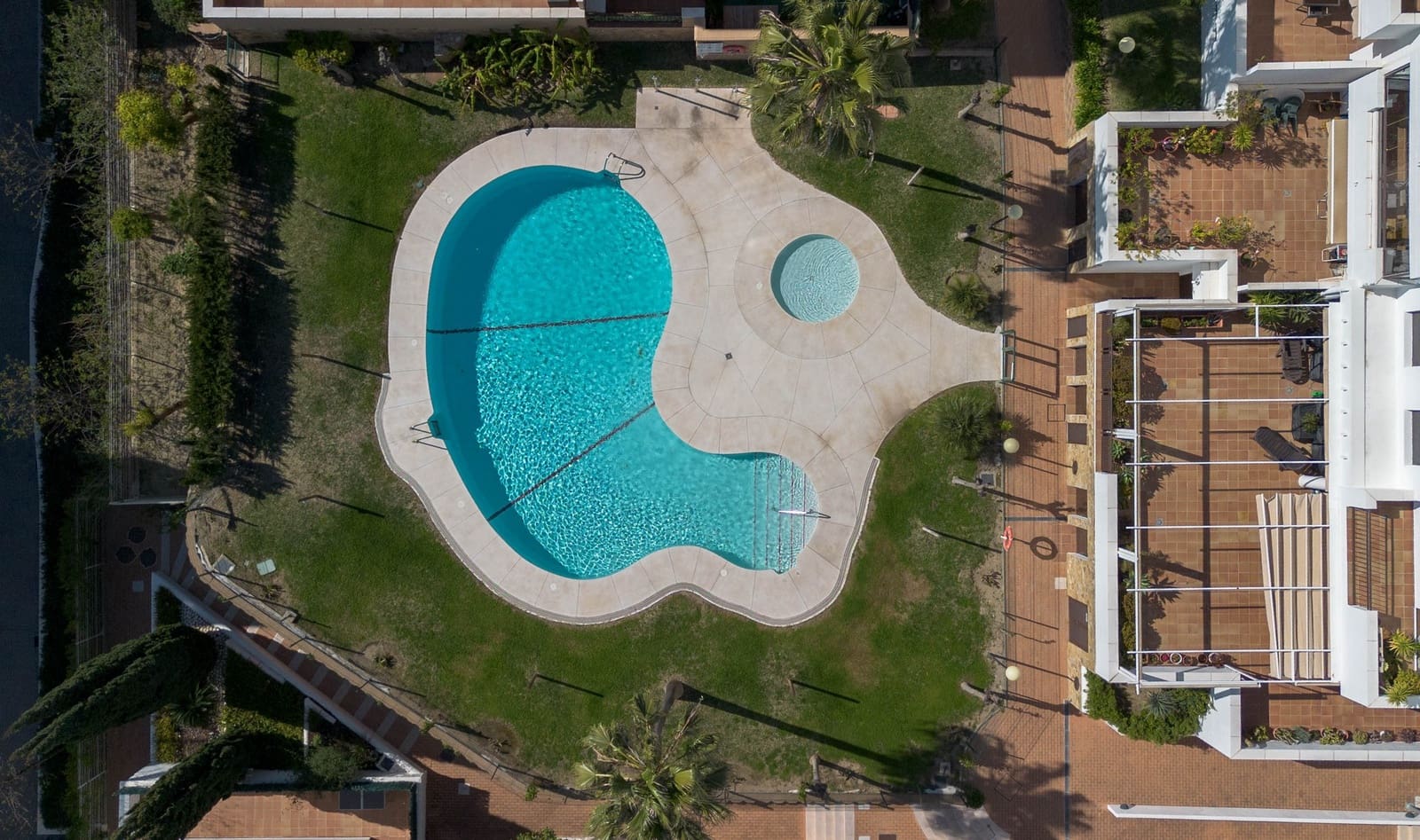 2 soveværelse Lejlighed til salg i La Cala de Mijas med swimmingpool garage - € 399.000 (Ref: 8916797)