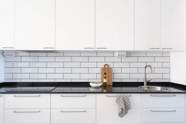 2 bedroom Apartment for sale in Los Boliches , Fuengirola - € 289,000 (Ref: 8917254)