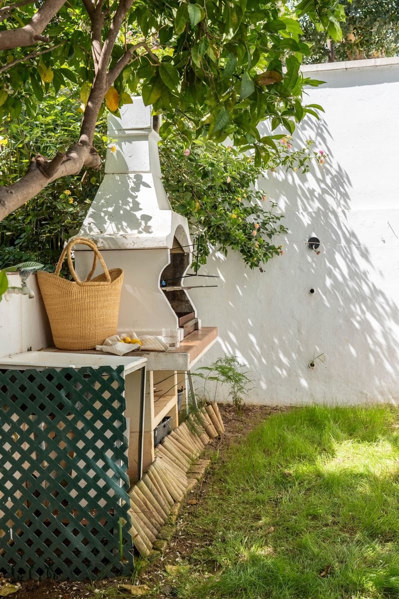 2 soverom Leilighet til salgs i Fuengirola med svømmebasseng garasje - € 299 000 (Ref: 8924327)