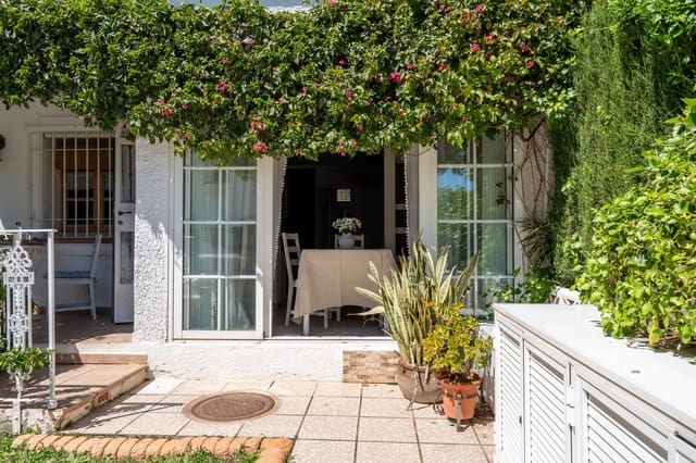 2 soverom Leilighet til salgs i Torreblanca, Fuengirola med svømmebasseng garasje - € 299 000 (Ref: 8924327)