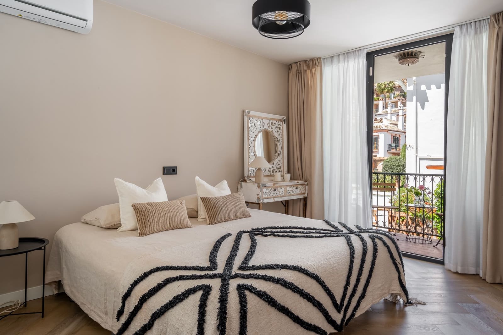 2 soveværelse Byhus til salg i Mijas Golf med swimmingpool - € 399.000 (Ref: 8939252)