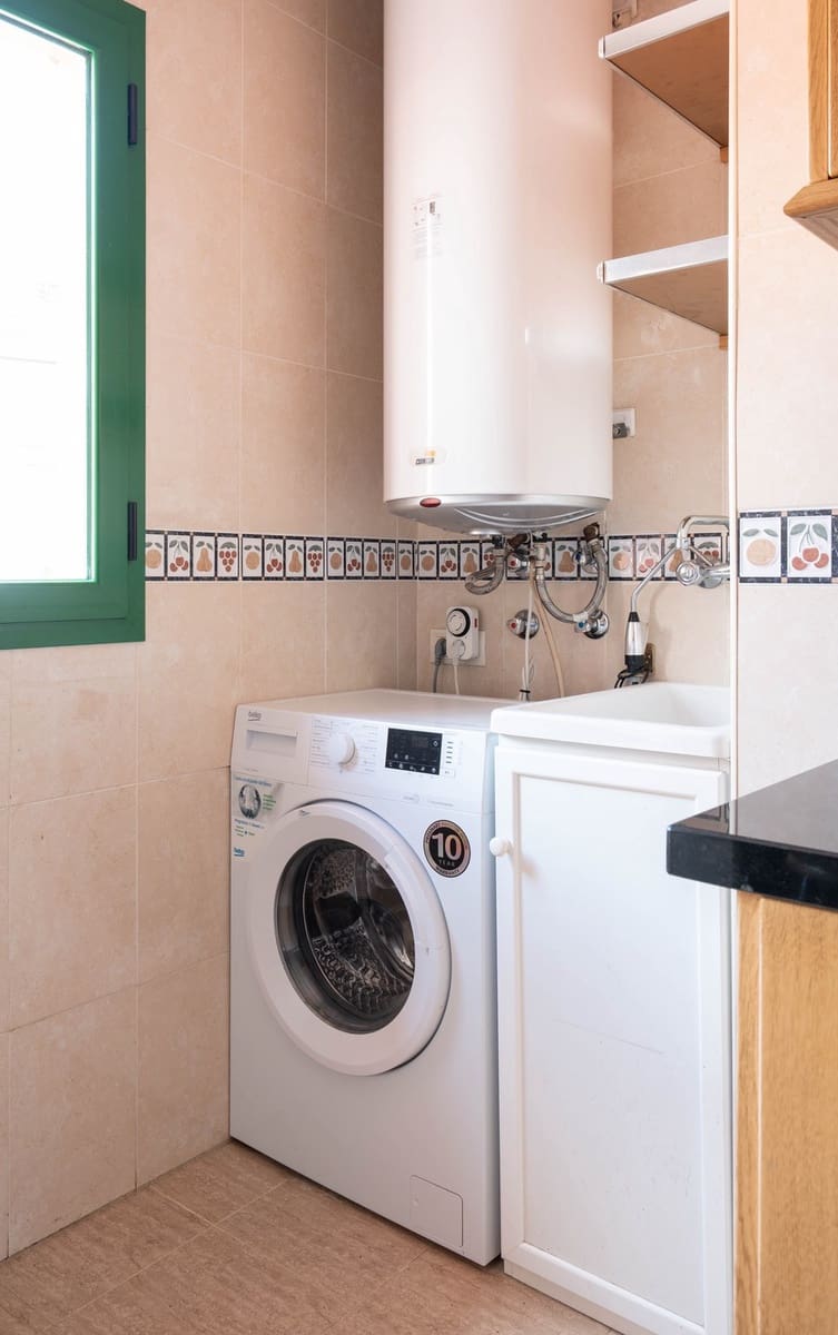 3 soveværelse Penthouse til salg i Fuengirola med swimmingpool garage - € 549.000 (Ref: 8952133)