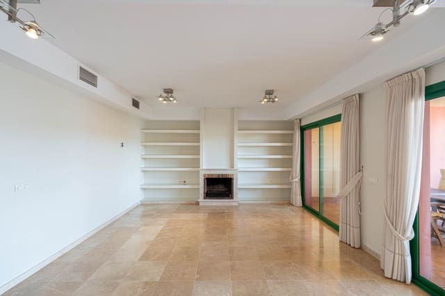 3 soverom Penthouse til salgs i Torreblanca, Fuengirola med svømmebasseng garasje - € 530 000 (Ref: 8952133)