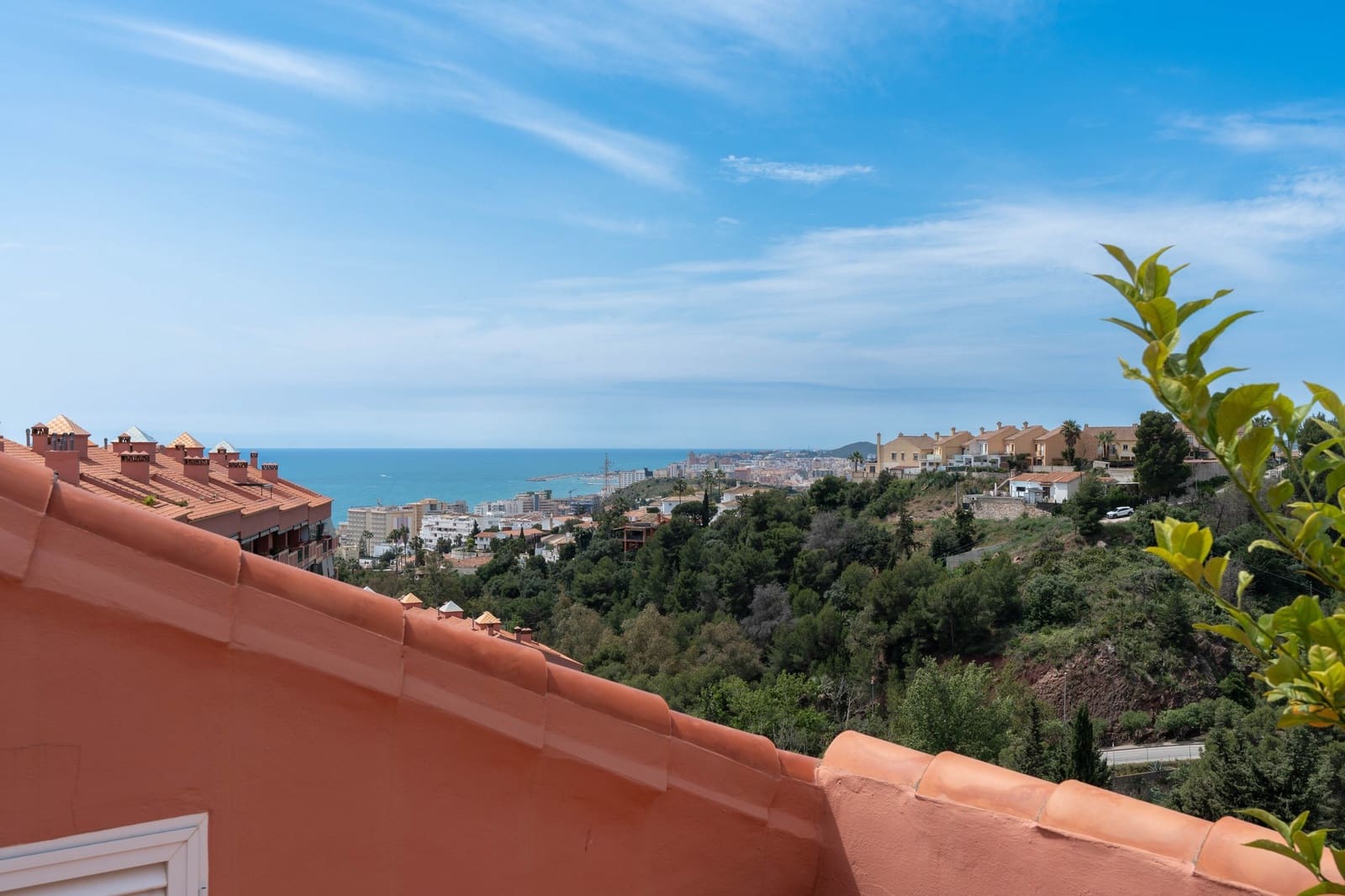 3 bedroom Penthouse for sale in Fuengirola with pool garage - € 530,000 (Ref: 8952133)