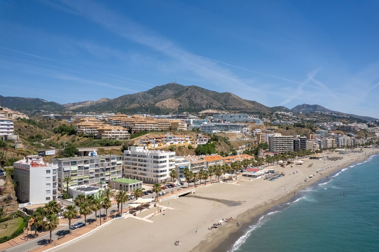 2 soveværelse Lejlighed til salg i Fuengirola med garage - € 499.000 (Ref: 9058135)