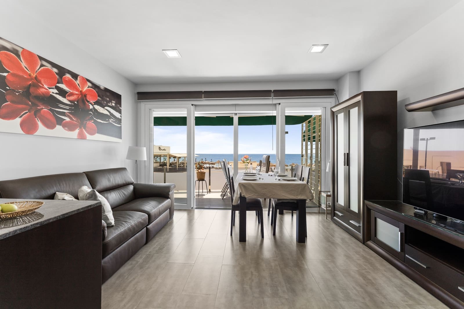 2 soveværelse Lejlighed til salg i Fuengirola med garage - € 499.000 (Ref: 9058135)